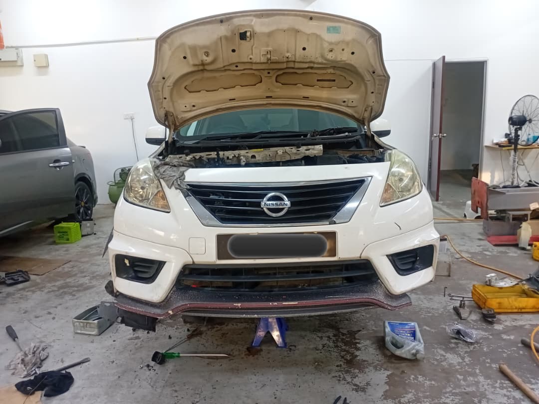 Nissan Almera